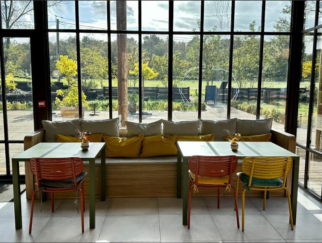 Domaine De L'Epau Eco-Resort Yvre-l'Eveque Exterior photo